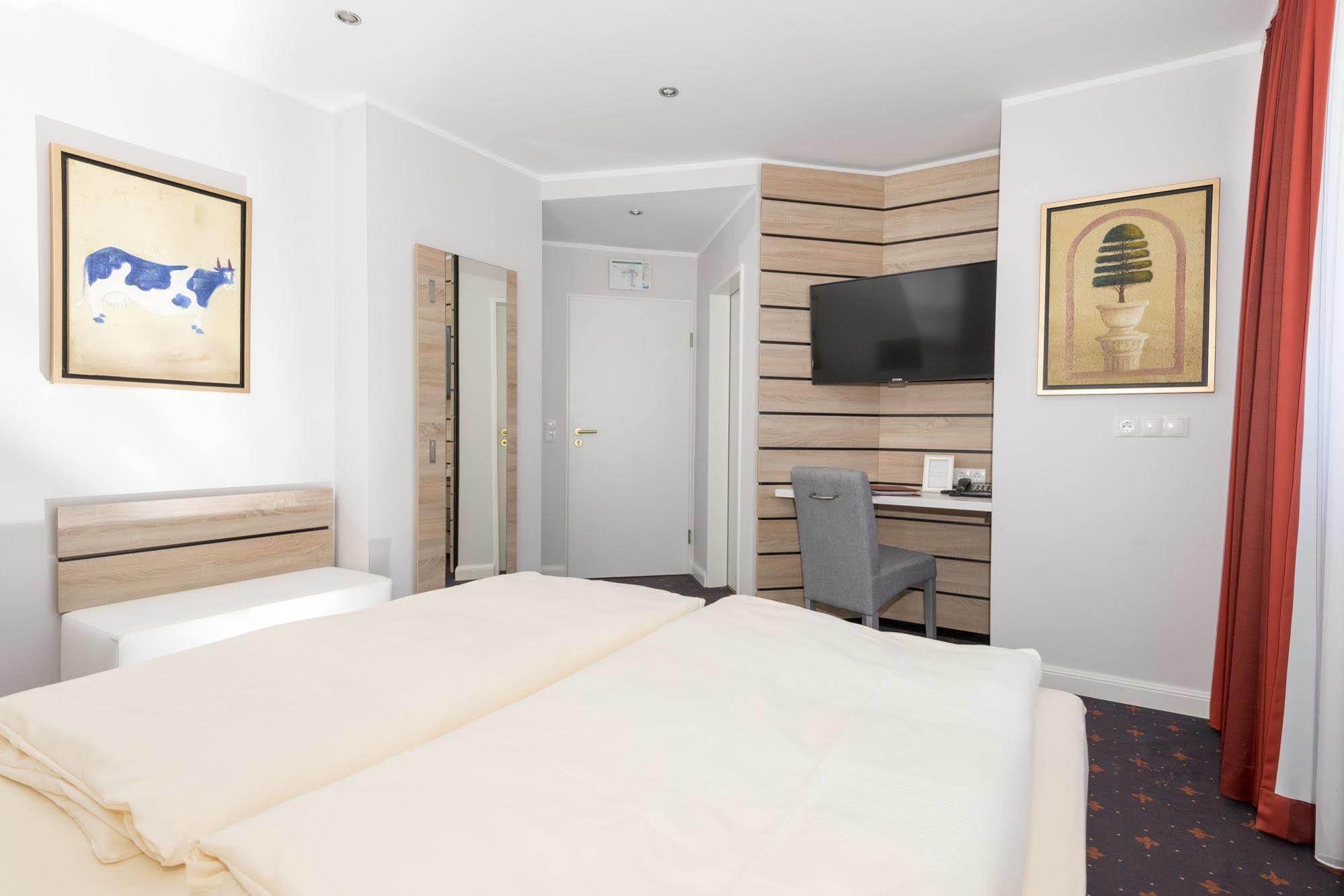 Hotel Tiek Superior Meppen Ngoại thất bức ảnh