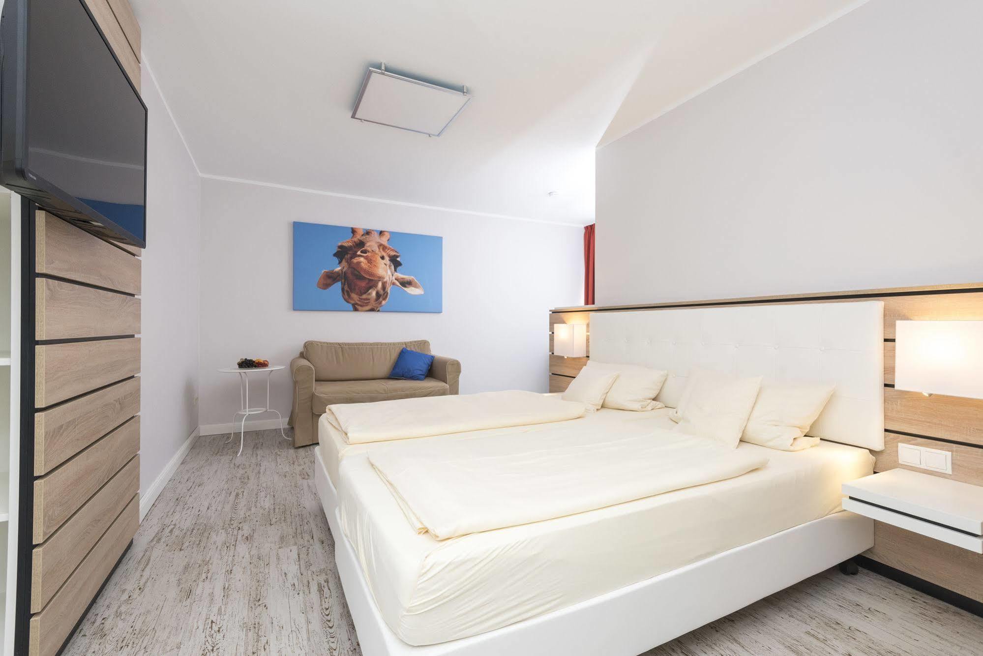 Hotel Tiek Superior Meppen Ngoại thất bức ảnh